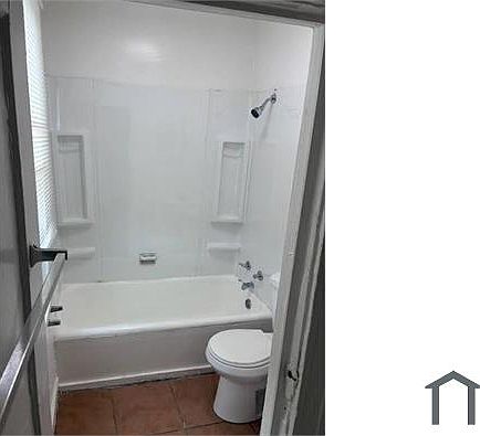 5th image of 3913 Chatham Rd APT B1