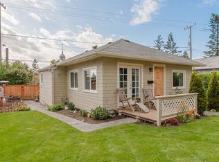 7117 Sylvan Ln SW, Seattle, WA 98136