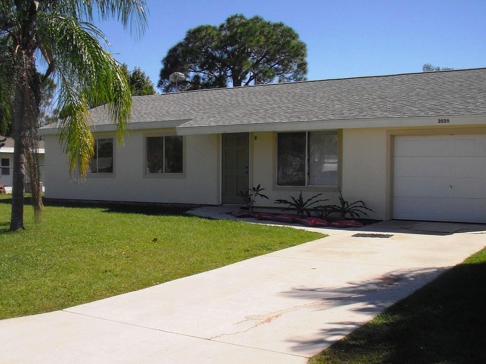 1st image of 2029 SE Hideaway Circle