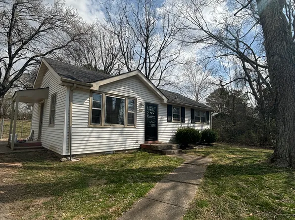 2309 Old Ashland City Rd, Clarksville, TN 37043