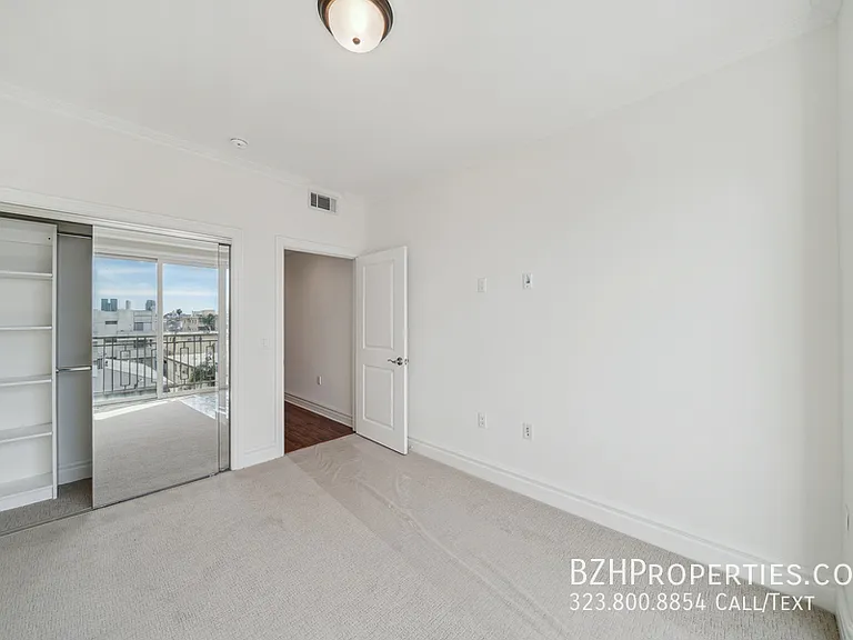 1050 S Holt Ave #404A — Photo 12
