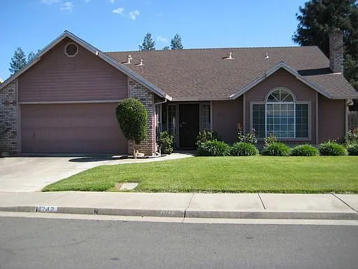 1242 Northridge Dr photo 1