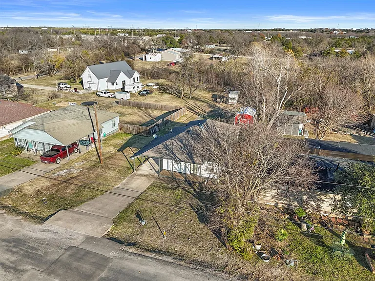 314 Woodard St — Photo 36