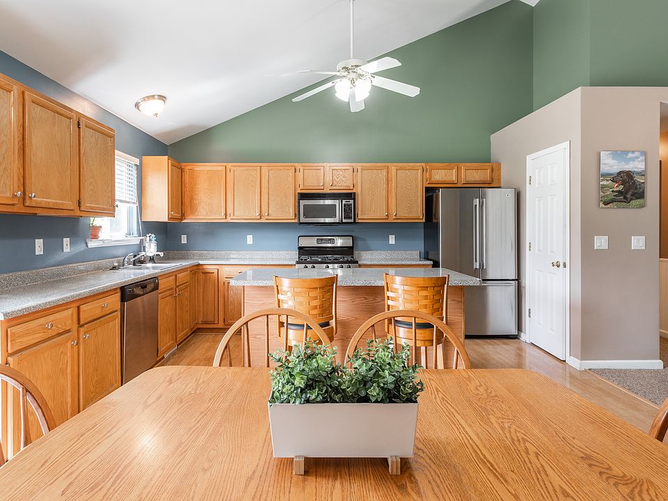 2934 Pingree Rd, Howell, MI 48843 Zillow