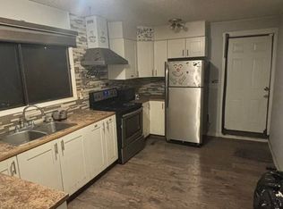 208 Temple Close NE, Calgary, AB T1Y3B6