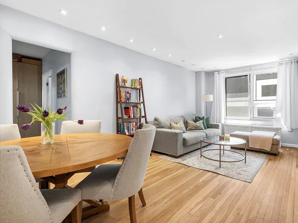 227 E 57th St APT 5D, New York, NY 10022