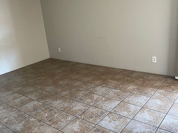 3rd image of 21250 N 23rd Ave APT 205