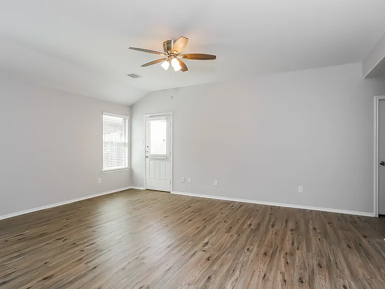 15459 Casita Verde Way — Photo 3