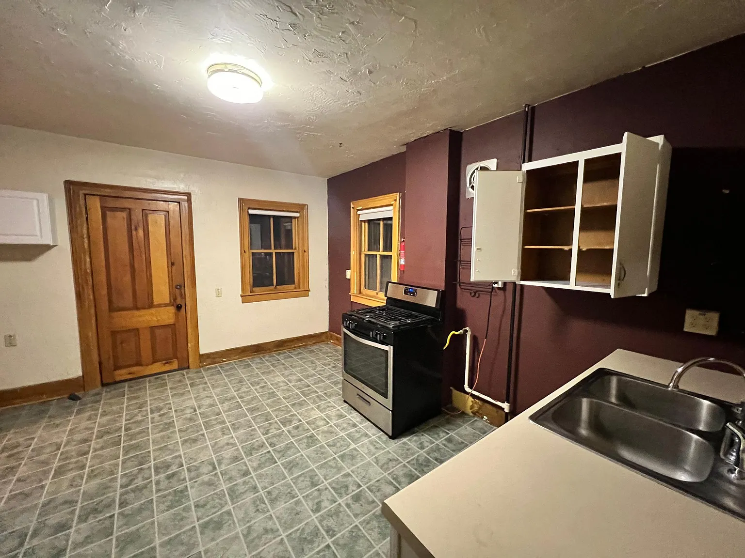2 bed, 1597 sqft, $1,595 — Photo 3