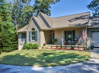 132 George Chastain Rd, Mills River, NC 28759