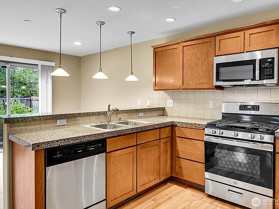 5th image of 20827 70th Avenue W #A