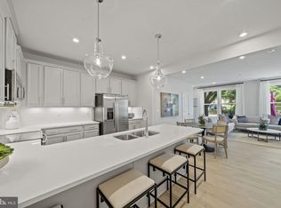 4626 Olivine Dr, Chantilly, VA 20151