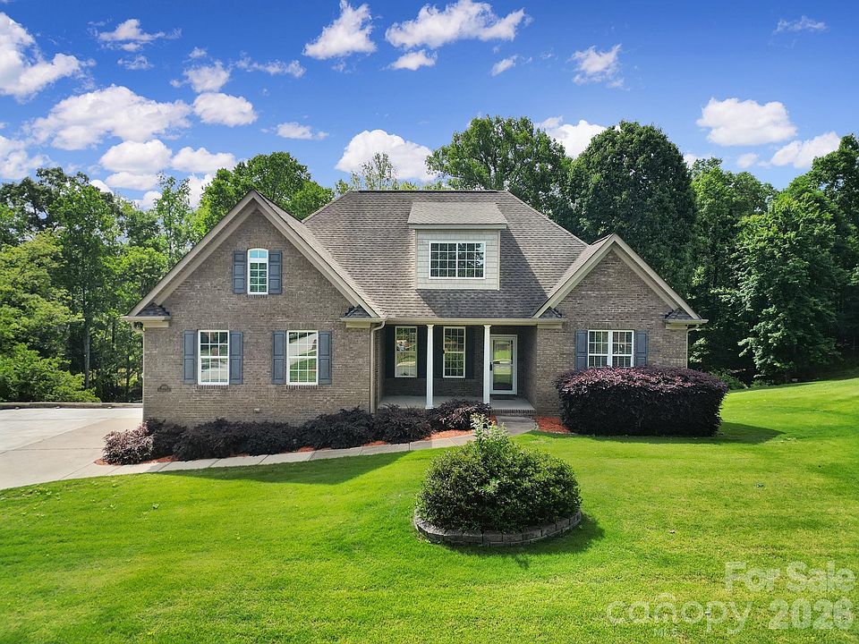 1st image of 3003 Sparkston Ln