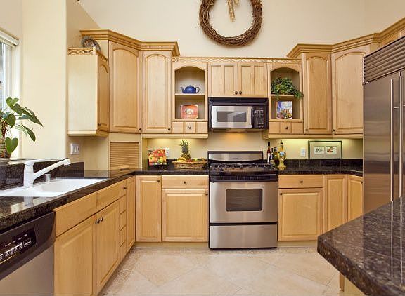 Stylish & well equipped