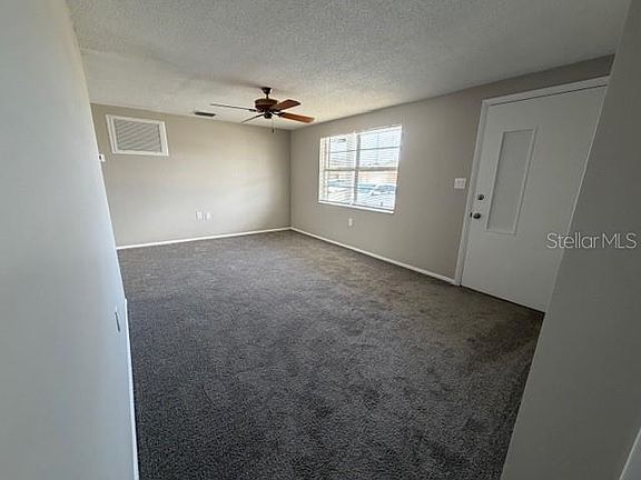5th image of 3220 Huntington Rd
