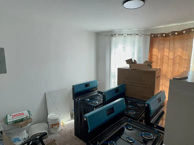 679 E 223rd St #1 — Photo 7