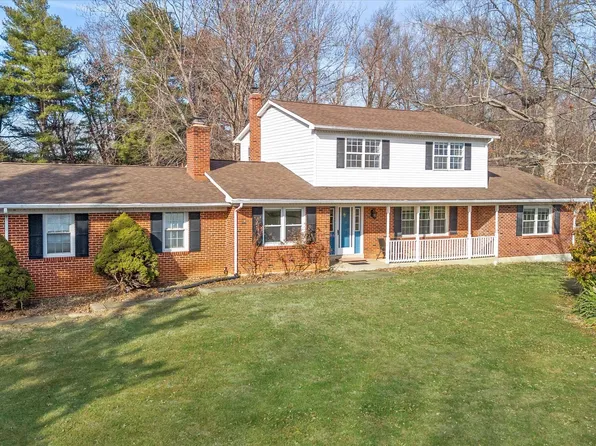 906 Clydesdale Dr, Bear, DE 19701