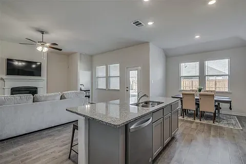 10423 Fountain Gate St — Photo 24