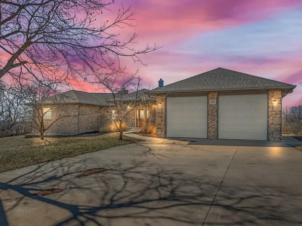 2660 NE Kaw Valley School Rd #2520, Topeka, KS 66617