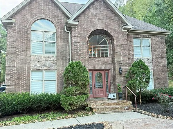 2338 State Route 1750, East Point, KY 41216