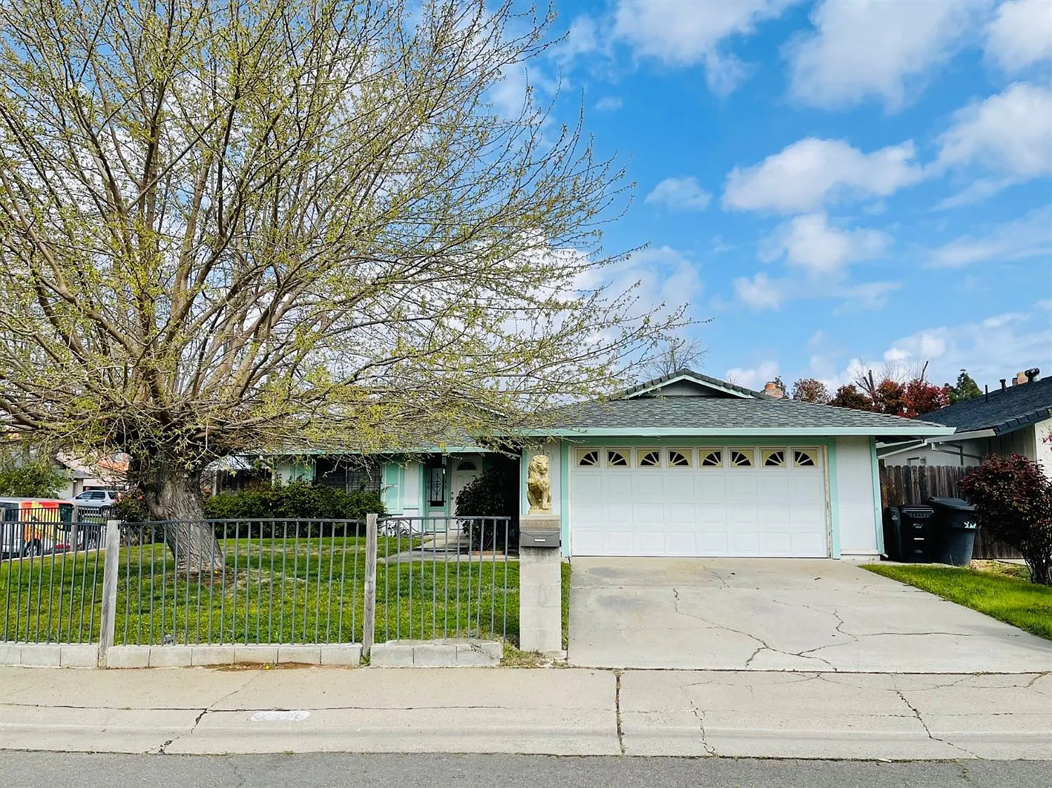 8121 Austell Way photo 1