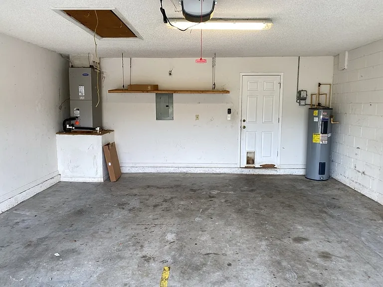 14012 Rensselaer Rd — Photo 22