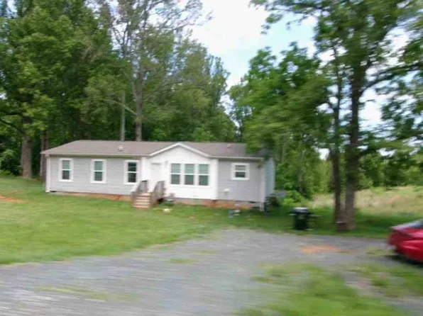 263 Phelps Branch Rd, Appomattox, VA 24522