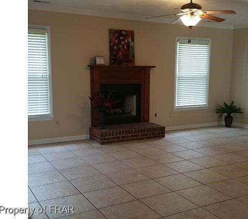 Huge Great Room wFireplace