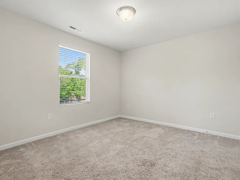 653 Rawls Dr — Photo 11