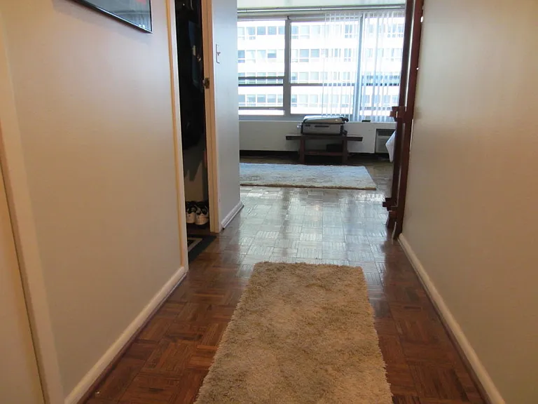 3550 N Lake Shore Dr #1625 — Photo 3