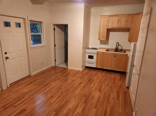 228 Newburyport Tpke