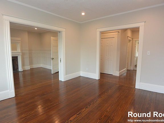 2nd image of 1855 Beacon St #3C