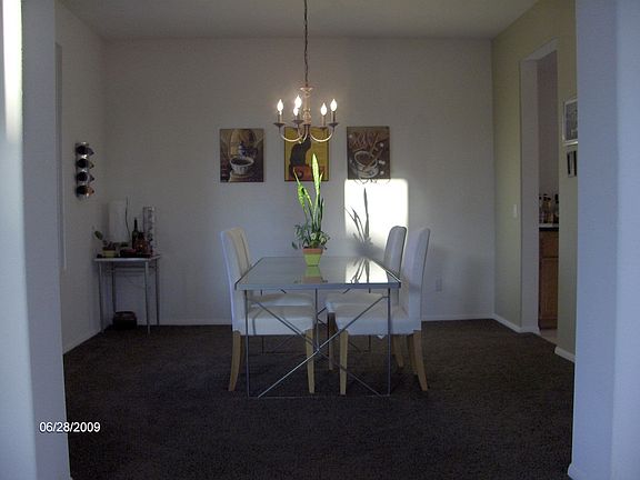 4th image of 26541 Emerald Ave