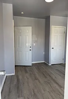 199 E Main St #8