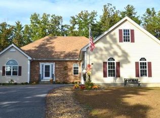 203 Westford Rd, Tyngsboro, MA 01879