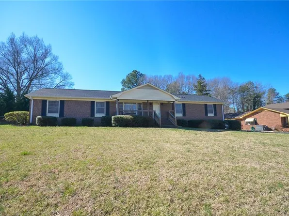 2423 Northern Bnd, Burlington, NC 27217