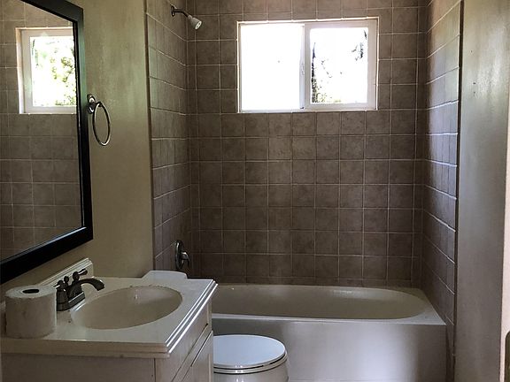 4th image of 3126 Waverly Ave