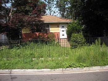2nd image of 17 Green Ave