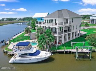 3520 Lumahai Pl, Diamondhead, MS 39525