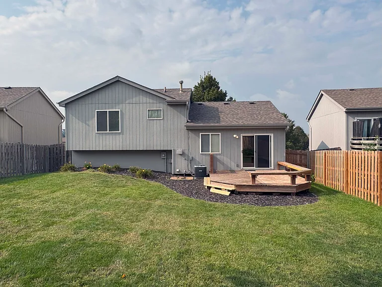 17129 Sahler St — Photo 3