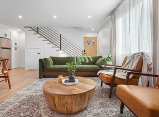 20137 Labrador St W, Chatsworth, CA 91311