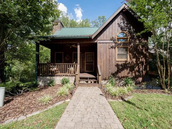 135 Village Way, Lancaster, TN 38569