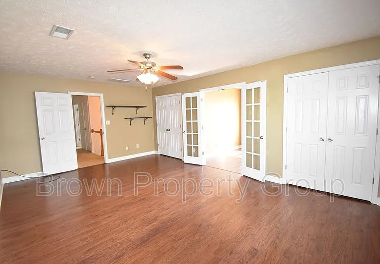 165 Pender Rd — Photo 10