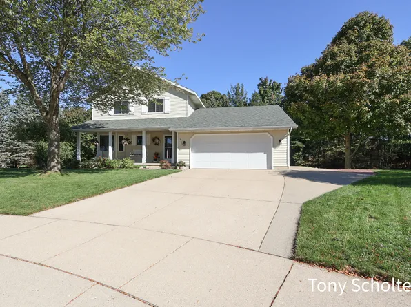 4105 Chaminade Dr SW, Grandville, MI 49418