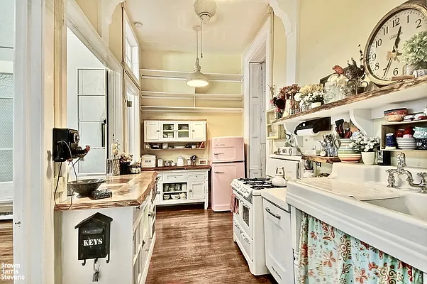 Sold by Brown Harris Stevens | media 5