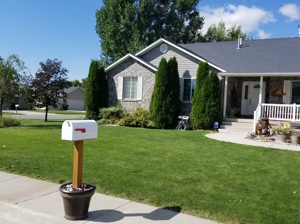690 S 1 E, Preston, ID 83263