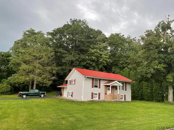 316 Beautyline Dr, Salix, PA 15952