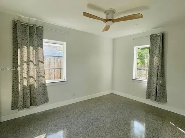 1329 NE 16th Ave #O, Fort Lauderdale, FL 33304