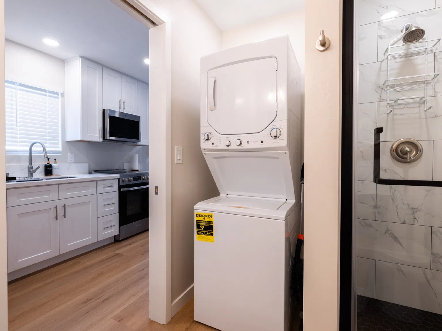 Studio, 431 sqft, $3,000 — Photo 3