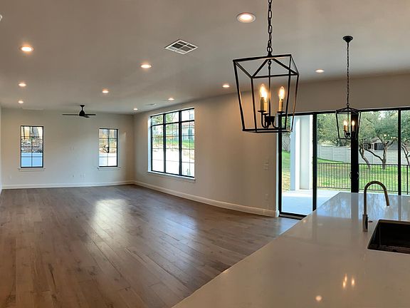 Living/Kitchen/Dining